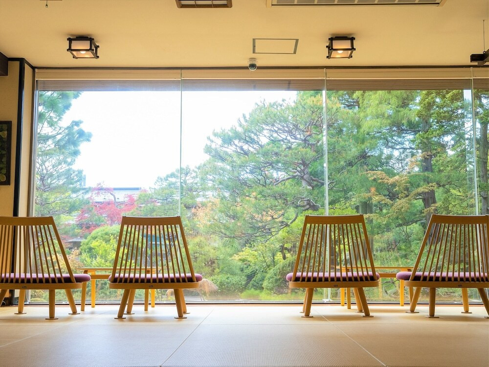 ロビー応接スペース