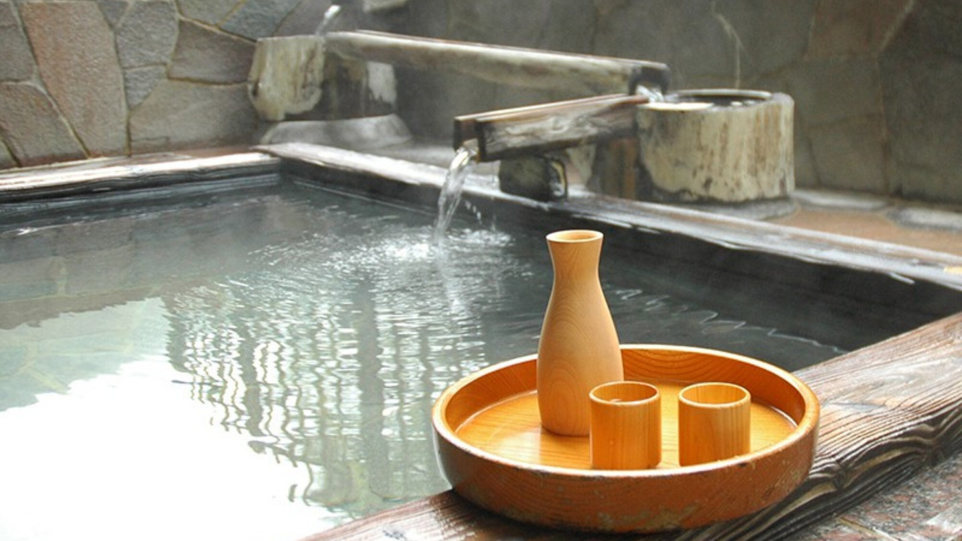 部屋食のご膳が充実♡露天風呂でビールや日本酒もいただける旅館3936068