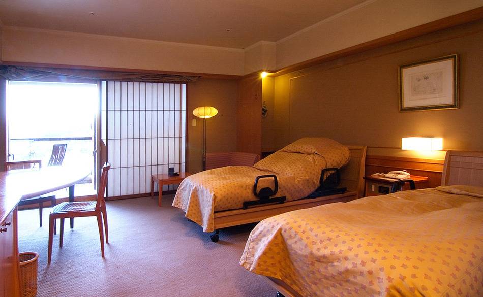 伊豆の海山を望む
心落ち着くお部屋 / 4