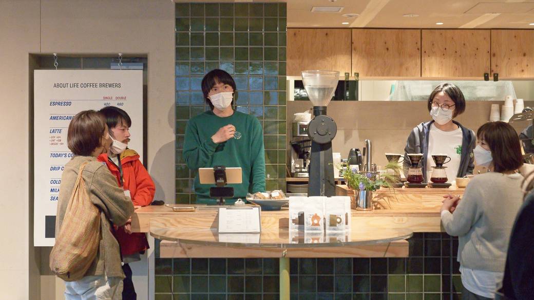 まちの景色も思い出に
朝のコーヒータイム / 3