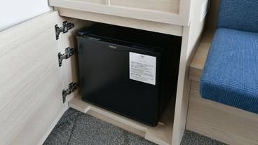 客室備品一例／冷蔵庫 / 17