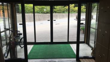 内部エントランス / 3