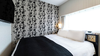 クイーンベッドルーム 禁煙