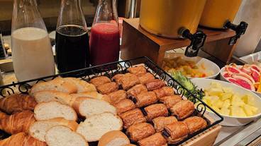 朝食ビュッフェ / 21