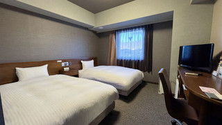 ツインルームシングルサイズベッド 2 台禁煙