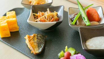 食事・飲み物 / 1