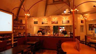 施設内の設備 / 26