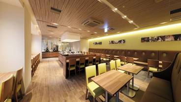 朝食スペース / 11