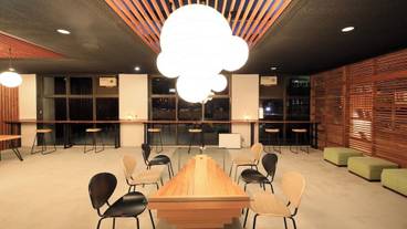 ロビーラウンジ / 16