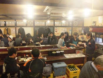 「大衆酒場　ふくろ 美久仁小路店」内観 656344 