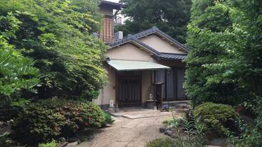 施設の入り口 / 8