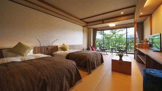 別邸峰の界 立山連峰ビュー和モダン和室ベッドタイプ 禁煙