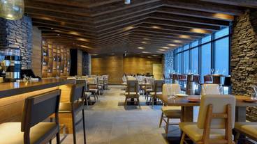 レストラン「Yukashi」 ① / 9