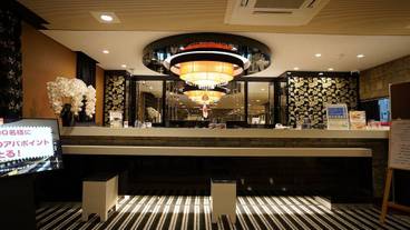 コンシェルジュ デスク / 1