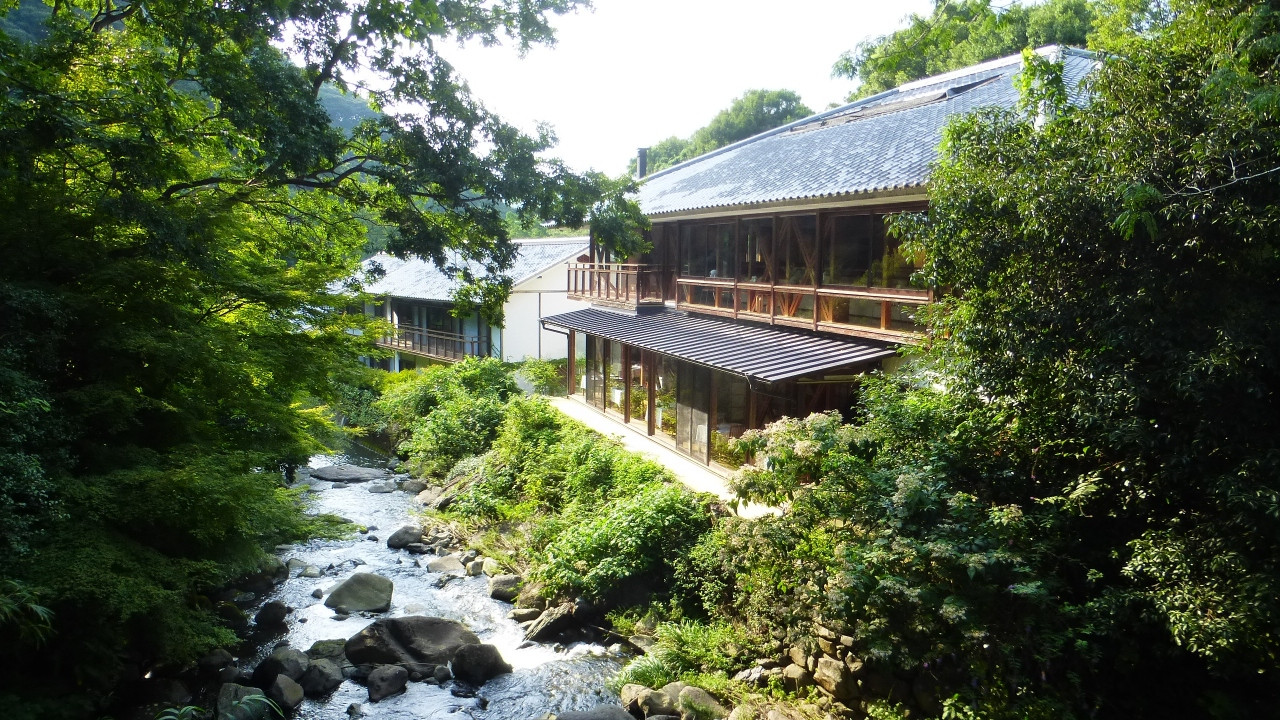 「大正屋 椎葉山荘」の外観