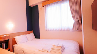 エコノミー ダブルルーム 喫煙可