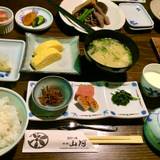 旅館 山河(サンガ)