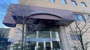 施設の入り口 / 17