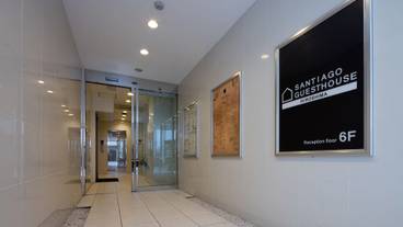 施設の入り口 / 16