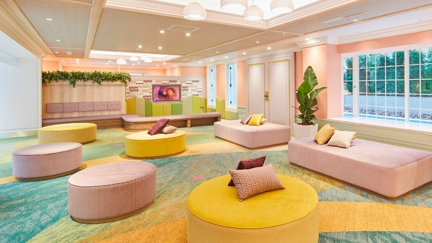 3階レインボーラウンジ