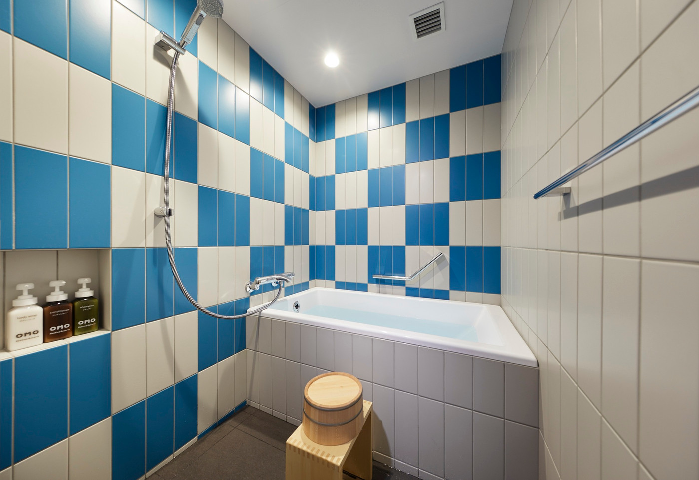 6種類の朝食リゾット♪秘密基地のようなホテル4058614