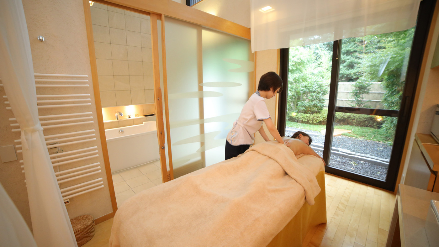 海洋深層水のスパプールでリラックス体験♡3444170