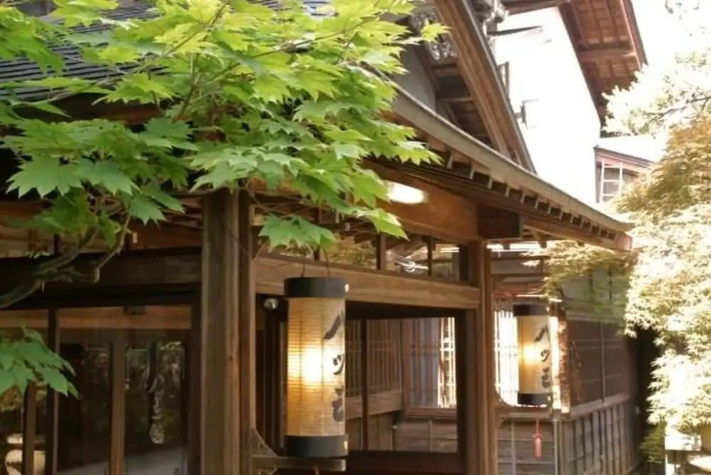 時代を感じる空間を持つ宿3400337