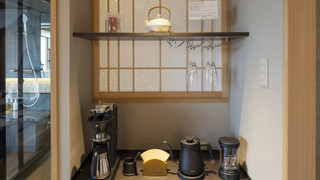 湖游 エレガントスイート(天然温泉 半露天風呂付き・禁煙)