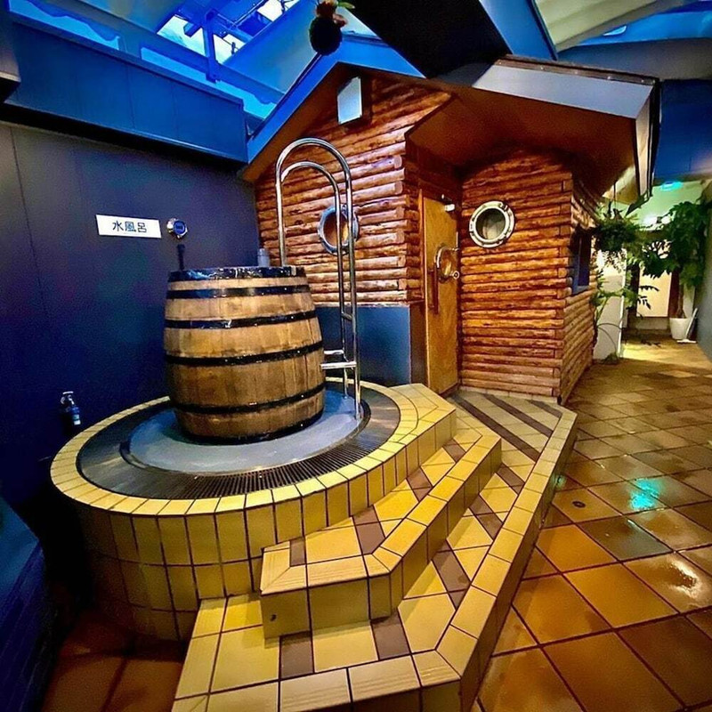 屋外スパ浴槽