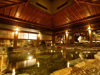 「依山楼岩崎」 内観 117281783 