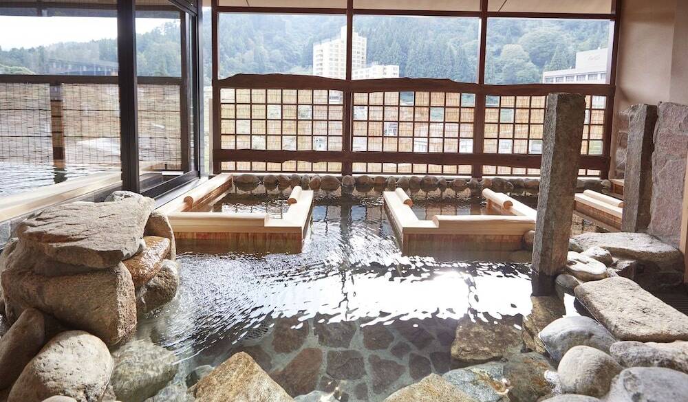 大浴場「花山の湯」 露天風呂② / 4