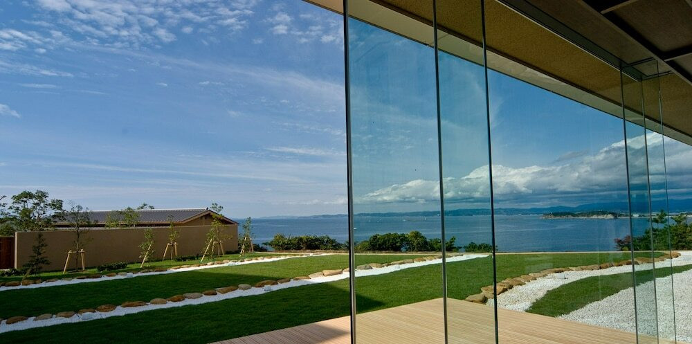 まずは海の見えるラウンジでウェルカムドリンクを3520606