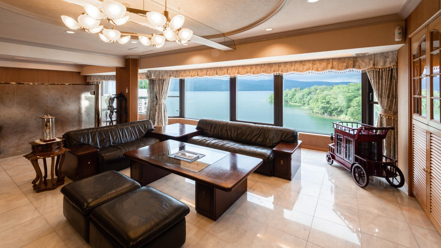 サウナ付貴賓室①