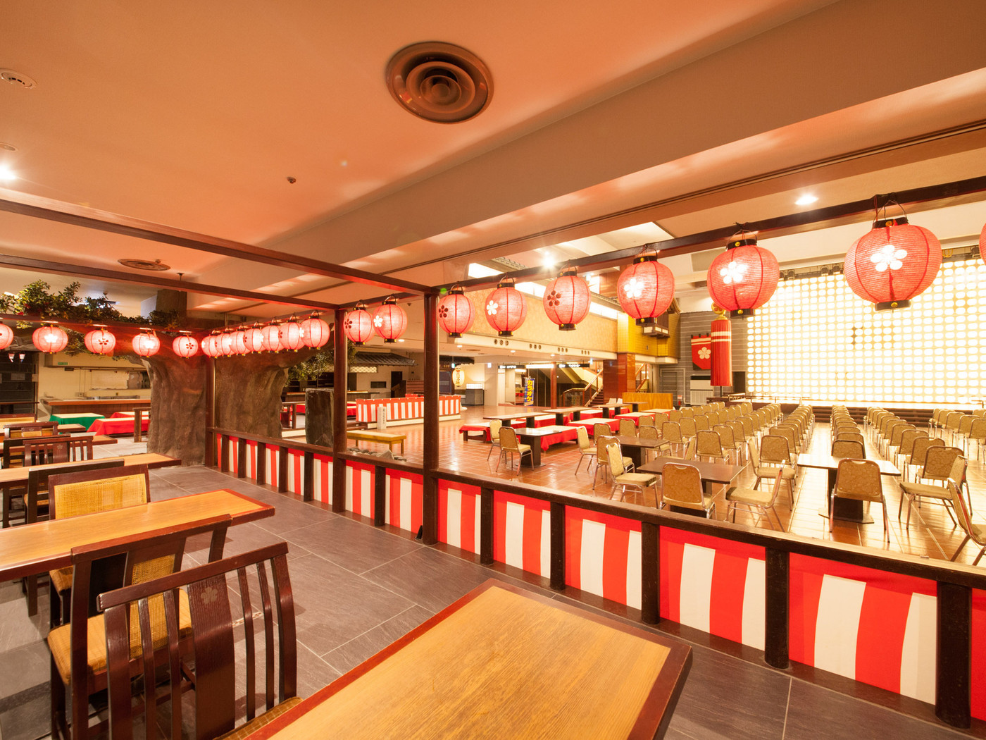 宿泊者をもてなす「館内施設」3753097