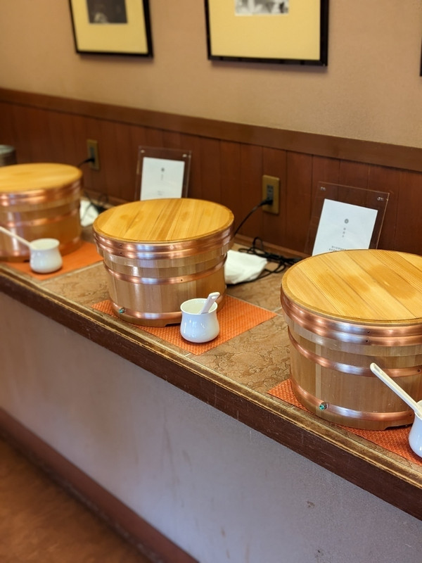 朝食／米師厳選ごはん食べ比べ