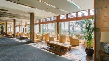 ロビーラウンジ / 4