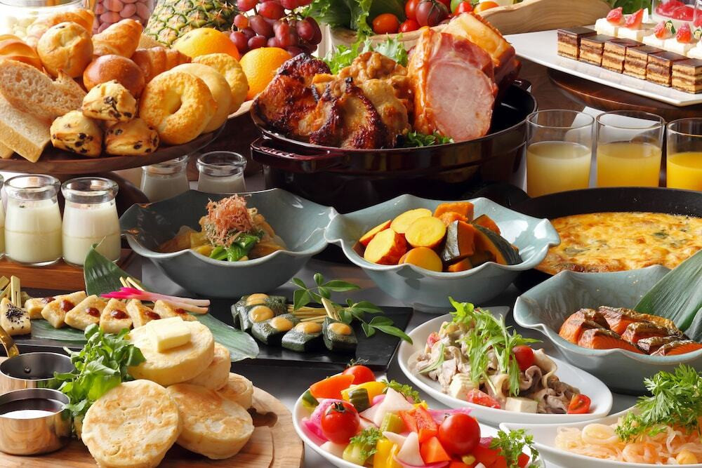 朝食で京のおばんざいも食べられる4007809