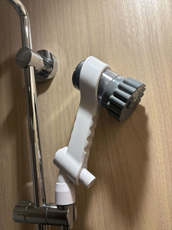 シャワーヘッド / 2