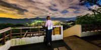 東京から２時間。雲海も夜景も美しい埼玉・秩父の「美の山公園」