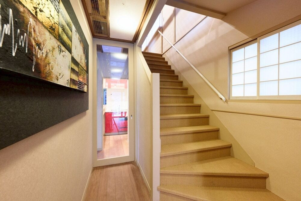 客室内のダイニングエリア