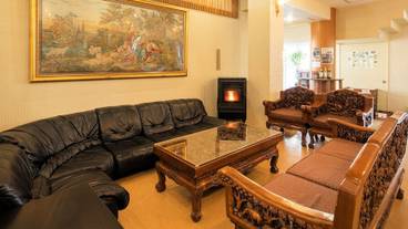 ロビー応接スペース / 3