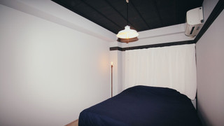 スタンダード ツインルーム キングベッド１台