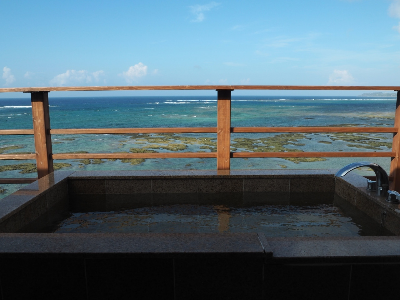 ワールド・ラグジュアリーホテル・アワード（海辺の高級ホテル部門）2年連続アジア大陸賞受賞ホテル3500142