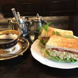 珈琲・和飲 花筐（コーヒーワインハナガタミ）