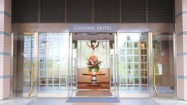 施設の入り口 / 23