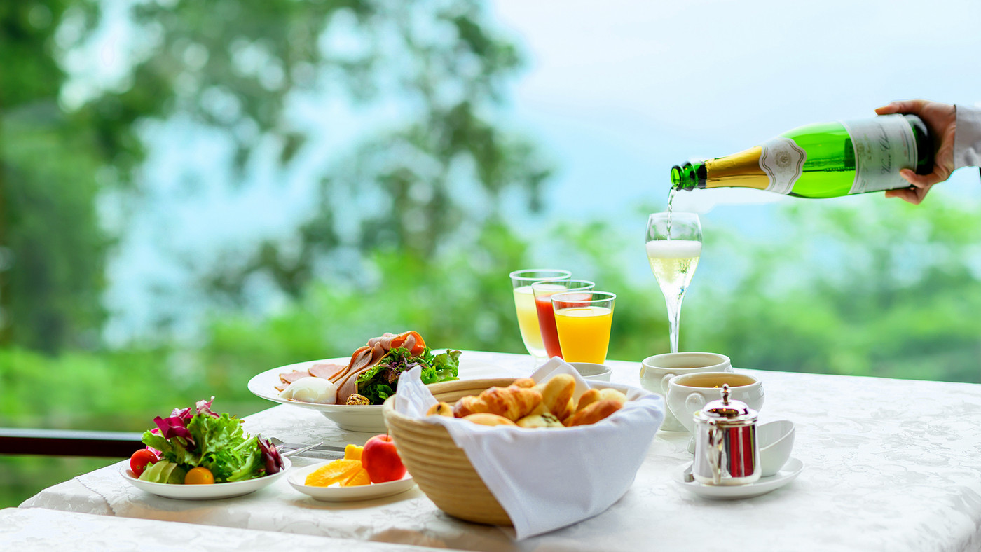 サミット開催地でラグジュアリーなホテルステイを4287921