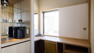 [湖側] 23年3月リニューアル - コンフォートツインルーム 禁煙