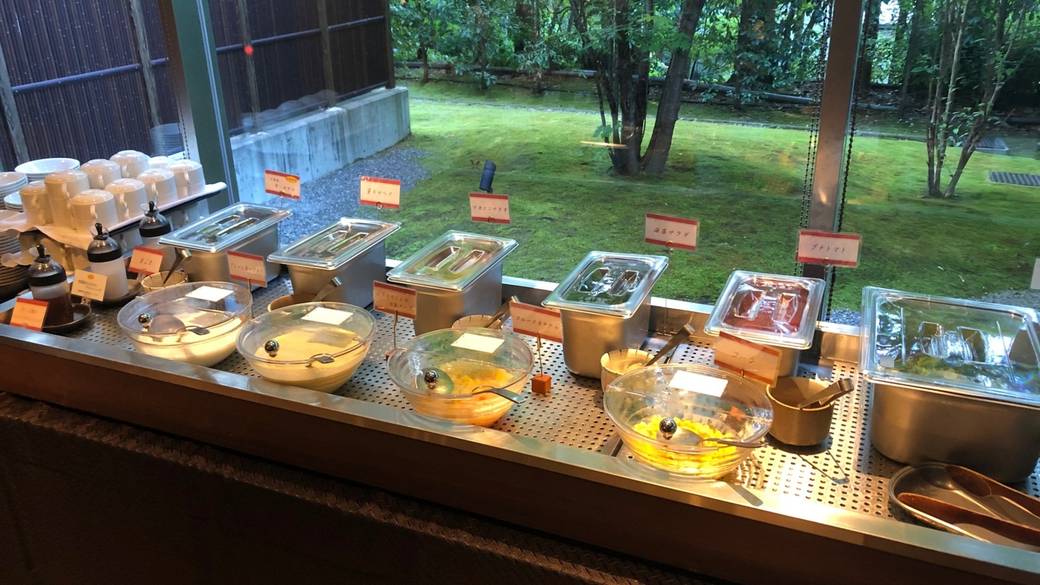 朝食会場「紙屋川」 / 2