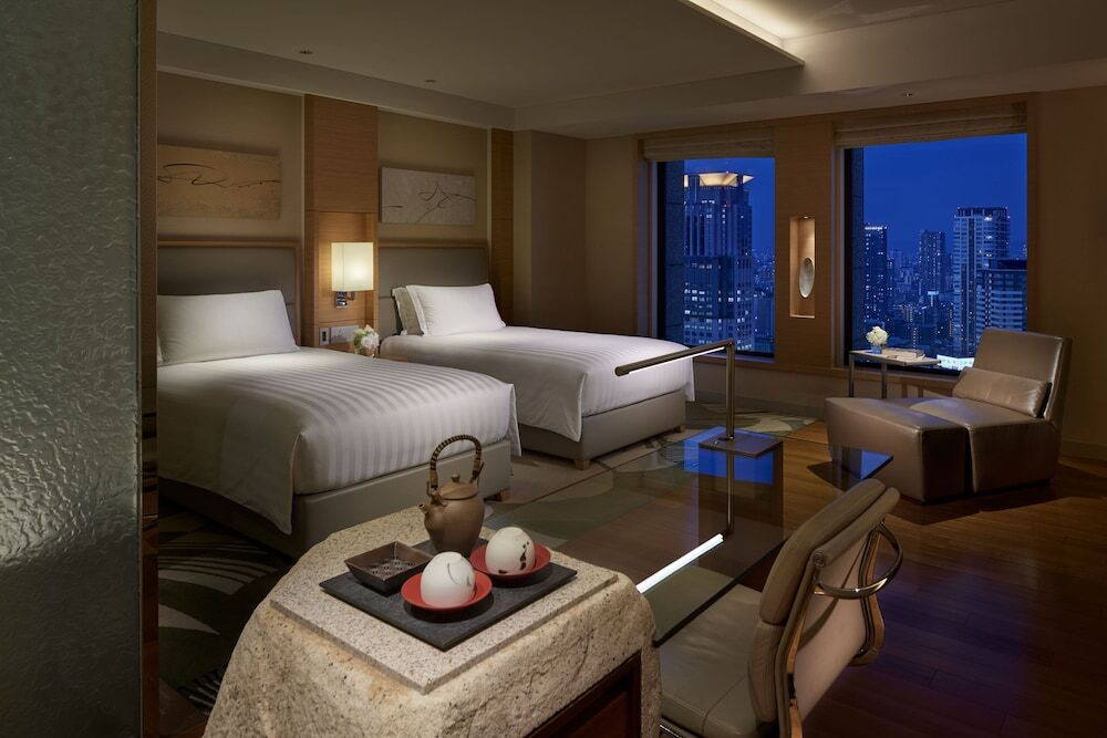 大阪エリアの高級ホテルで優雅なひと時を3915297