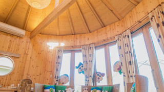 ~クレヨンしんちゃんコラボルーム「オラのコクーン」~ご宿泊者様限定の豪華オリジナルグッズをプレゼント/クレヨンしんちゃんアドベンチャーパークゴールドチケット付き/4名定員/禁煙/全室檜風呂付き